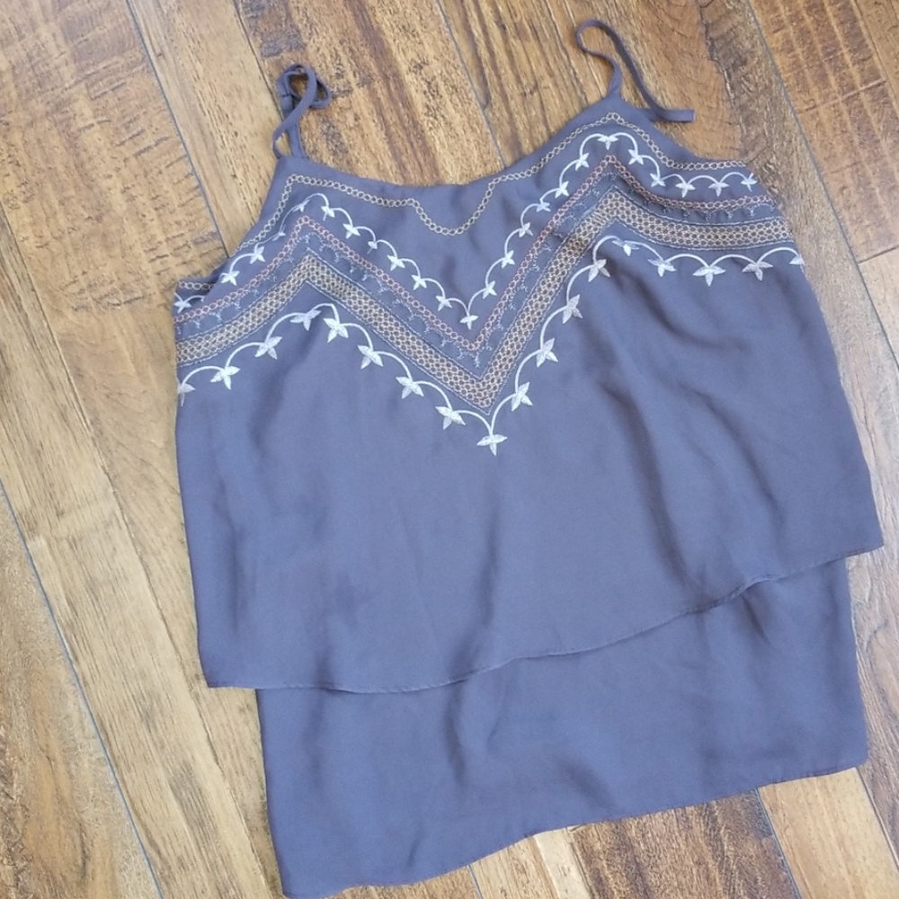 Embroidered Top - Picture 3 of 3